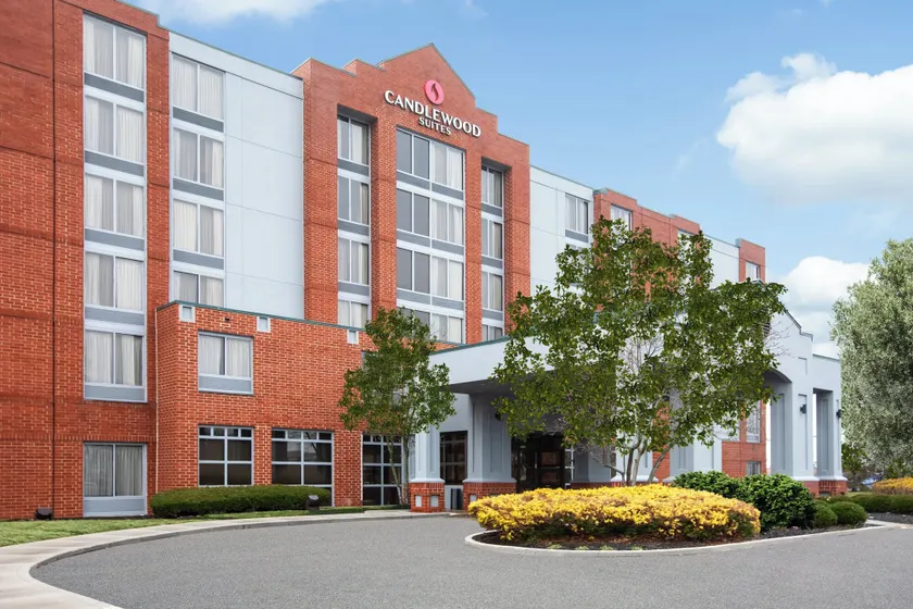 Candlewood Suites - Cincinnati Northeast - Mason by IHG - Image 1