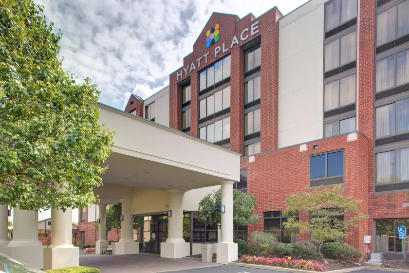 Hyatt Place Pittsburgh Airport - Robinson Mall - Image 1