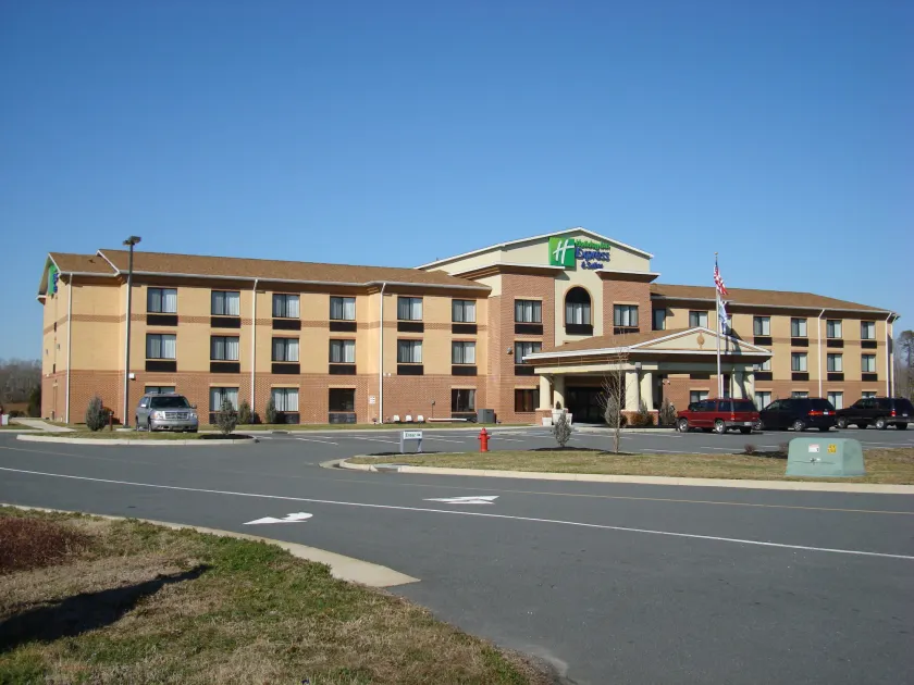 Holiday Inn Express & Suites Exmore - Eastern Shore by IHG - Image 1