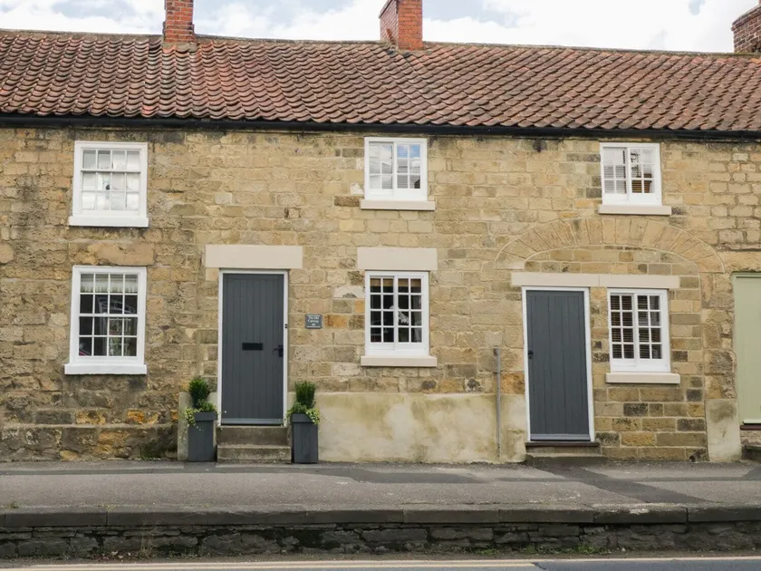 The Old Cartway - Image 1