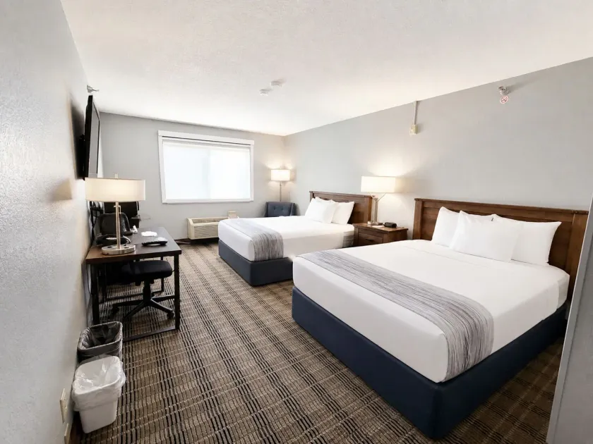 AmericInn by Wyndham Minot - Image 1