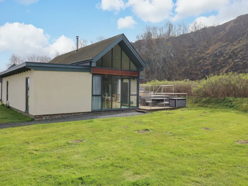 Restharrow Lodge - Image 1