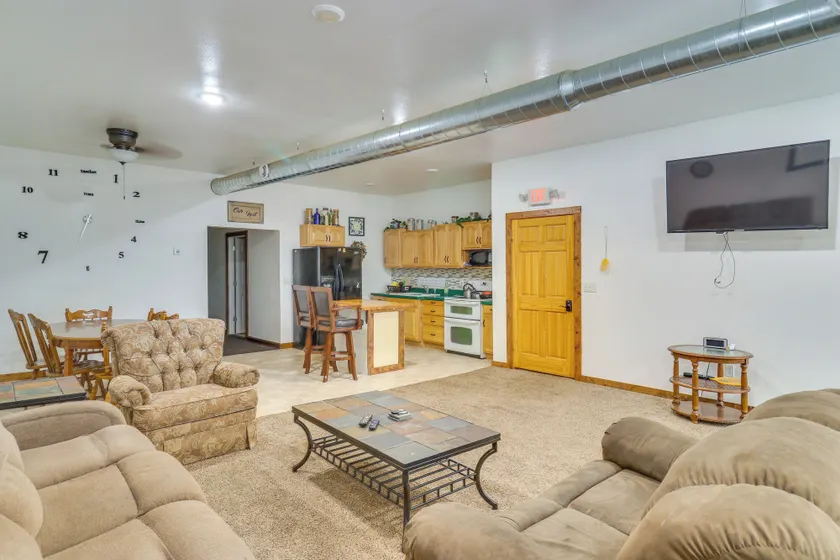 Walkable Main St Studio Near Lake Cochrane - Image 1