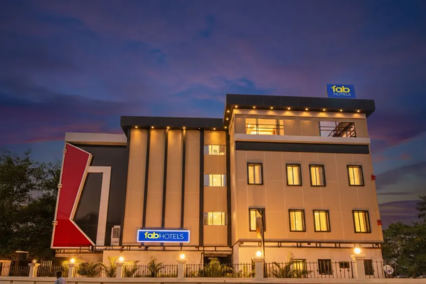 FabHotel RK International - Nr Mumbai International Airport - Image 1