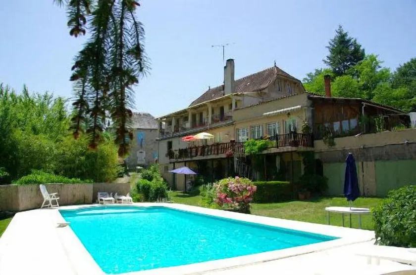 La Bonne Auberge - Image 1