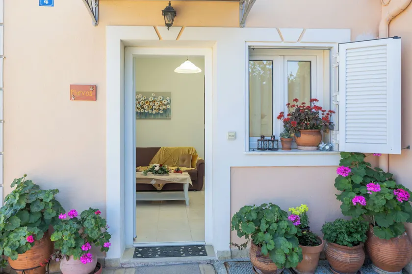 Chrysianna seaview apartment - Inngangsparti