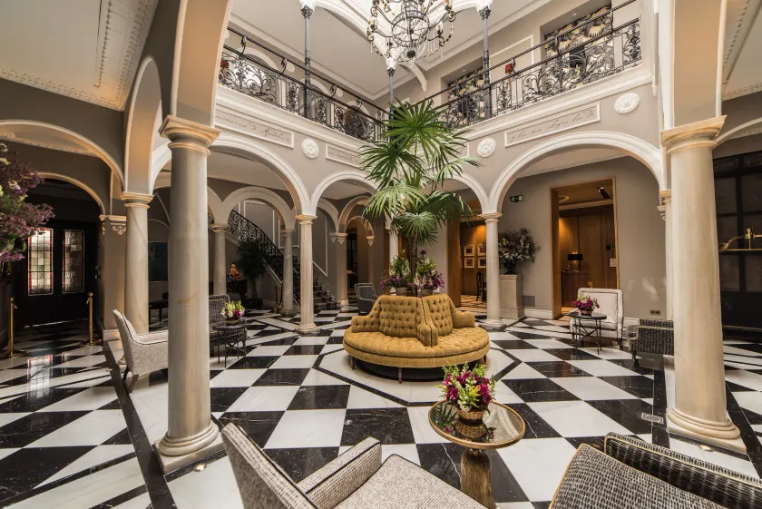 Hotel Casa Palacio María Luisa - Image 1