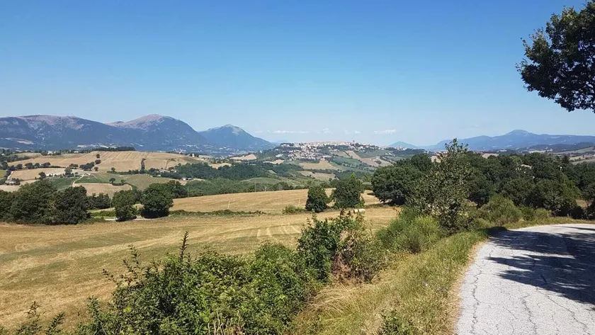 Functional Mini Luxury Lodges Near Camerino - Image 1