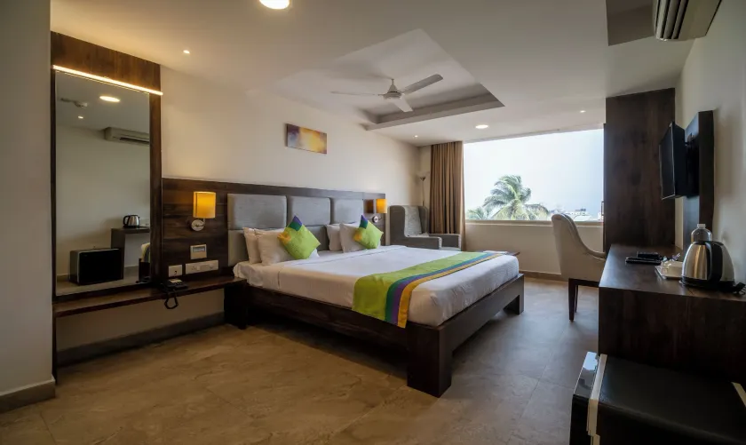 Treebo PL Grand, Vishakapatnam - Image 1