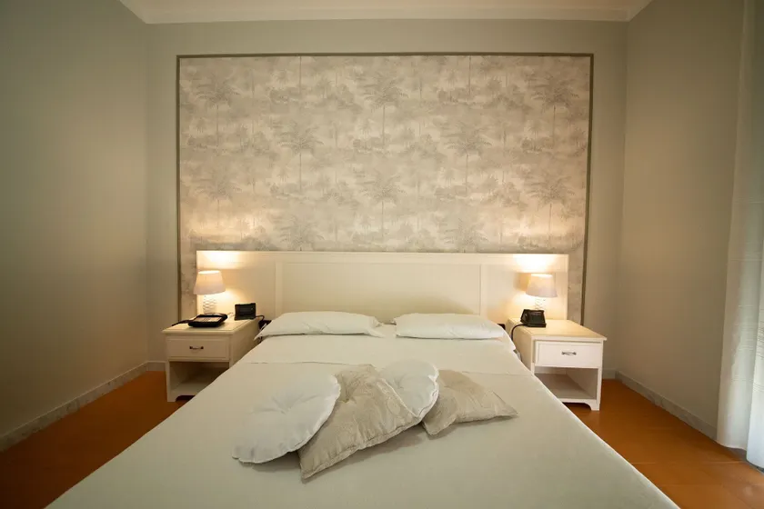 Hotel Venezuela - Image 1