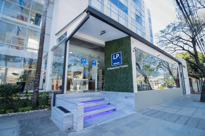 Hotel LP Santa Cruz Centro - Image 1