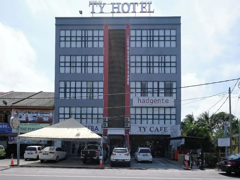TY Hotel - Image 1