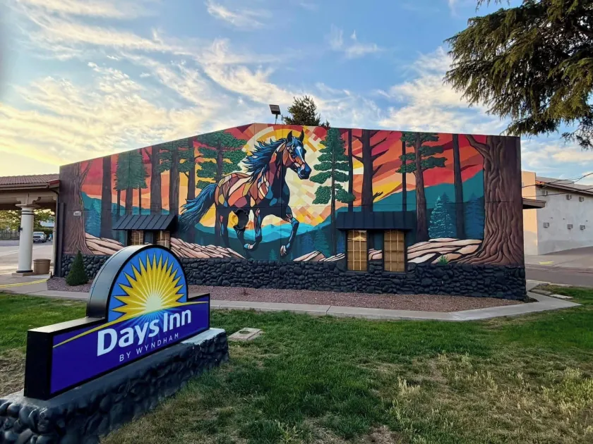 Days Inn by Wyndham Payson - Image 1