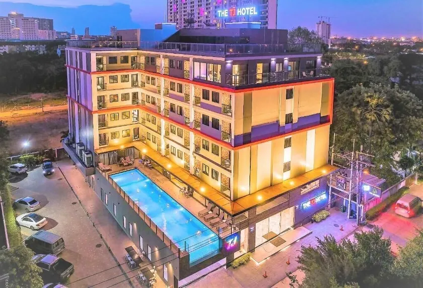 THE TJ HOTEL Pattaya - Image 1