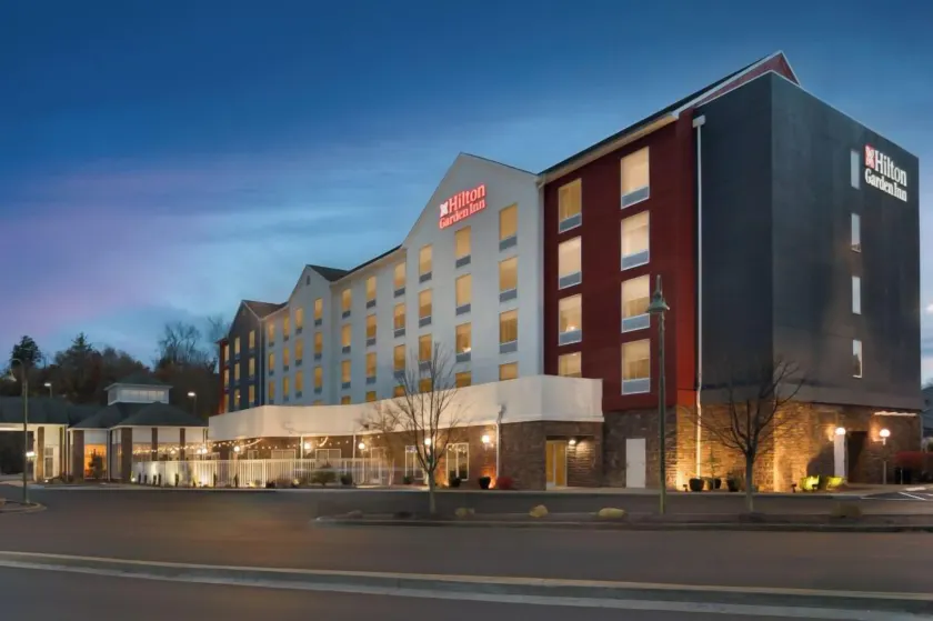 Hilton Garden Inn Morgantown - Image 1