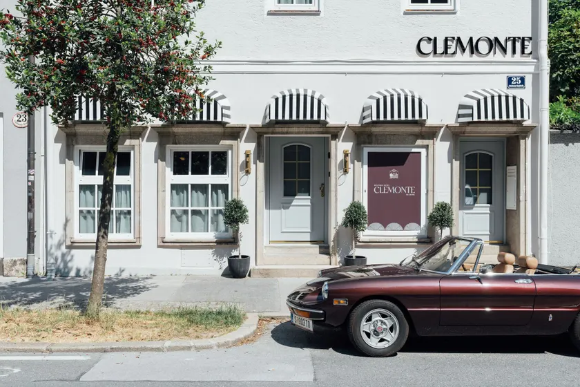 Clemonte Hotel - Your Reception-less Boutique Hideaway - Image 1