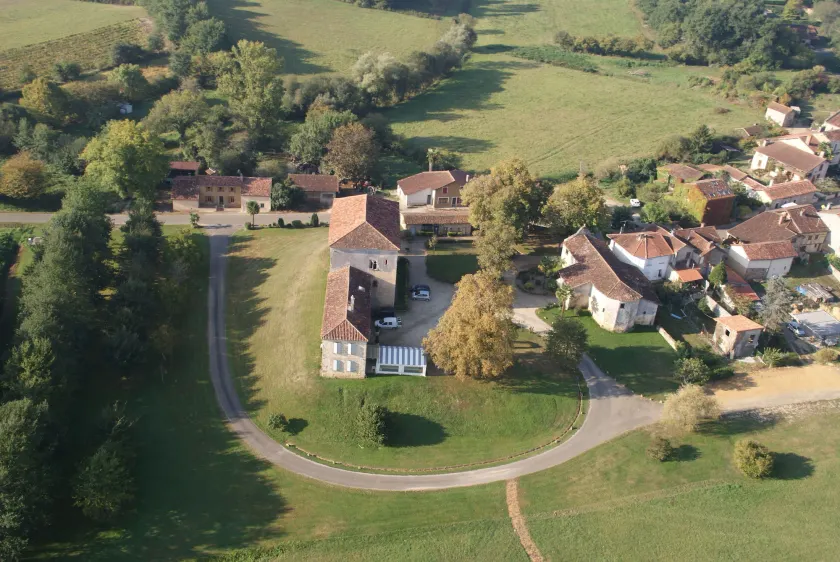 Château d'Aon - Image 1