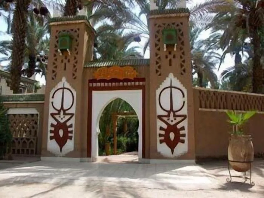 Fibule Du Draa Kasbah D'hôtes - Image 1