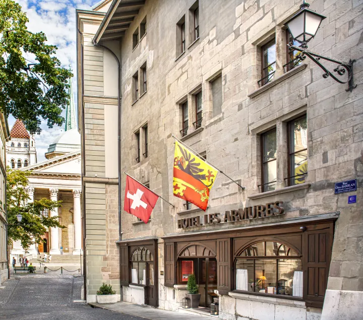 Hôtel Les Armures - Image 1