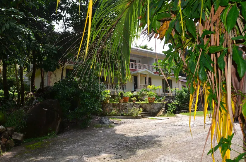 Forest Lodge - Image 1
