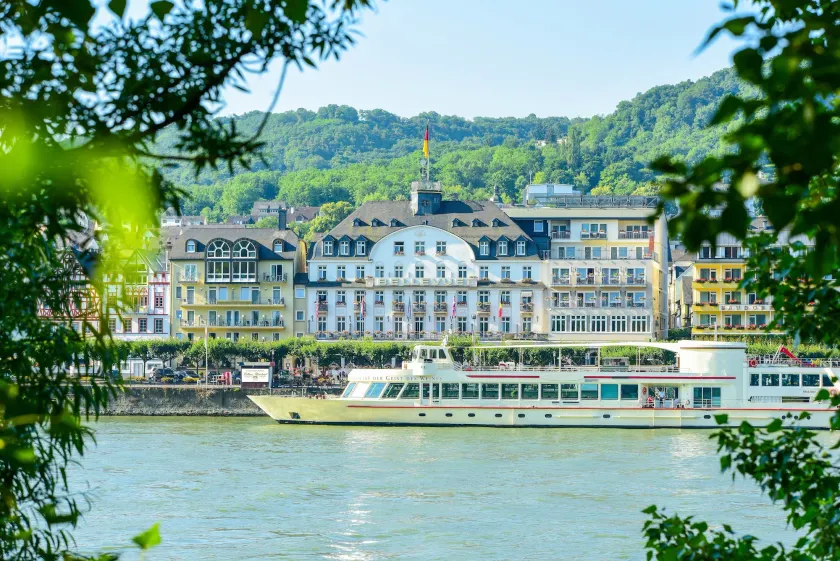 Bellevue Rheinhotel - Image 1