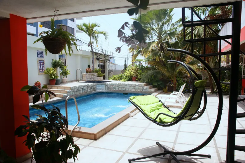 Hostal Antares - Image 1