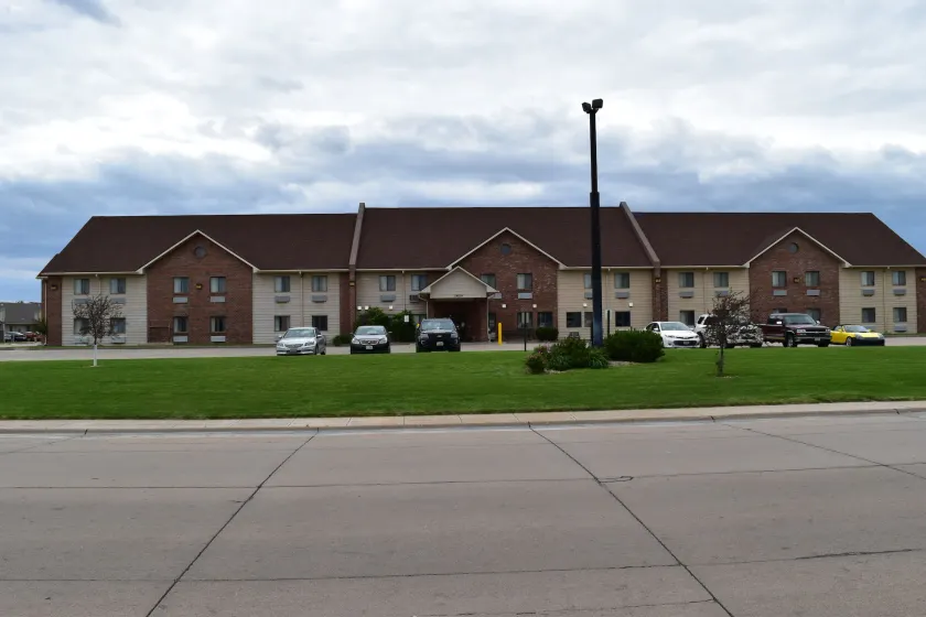 Days Inn by Wyndham Grand Island - Image 1