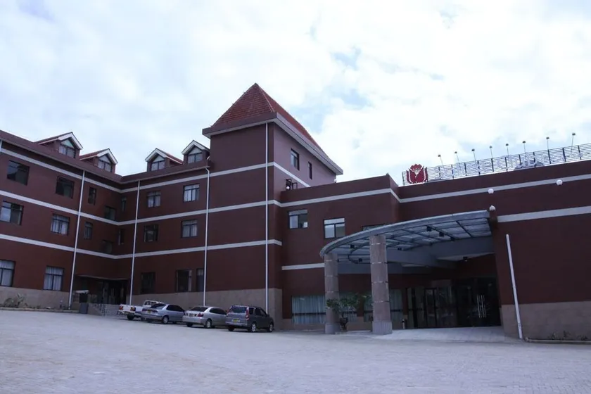 soluxe club nairobi - Image 1