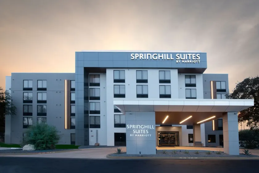 SpringHill Suites by Marriott Austin The Domain Area - Image 1