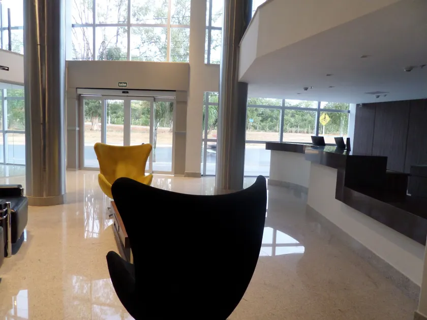 Hotel Amsterdam Montes Claros - Image 1