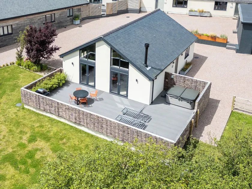 Garden House - Image 1