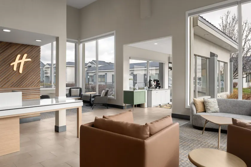 Holiday Inn Ontario by IHG - Image 1