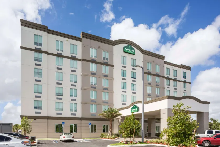 Wingate by Wyndham Miami Airport - Image 1