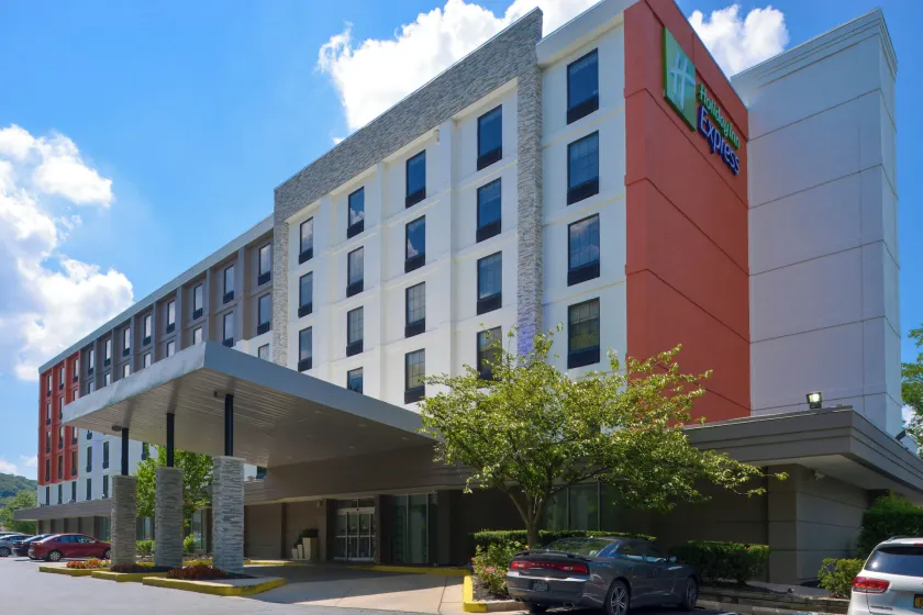 Holiday Inn Express Towson- Baltimore North by IHG - Image 1