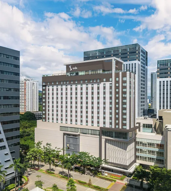 Seda Central Bloc Cebu City - Image 1
