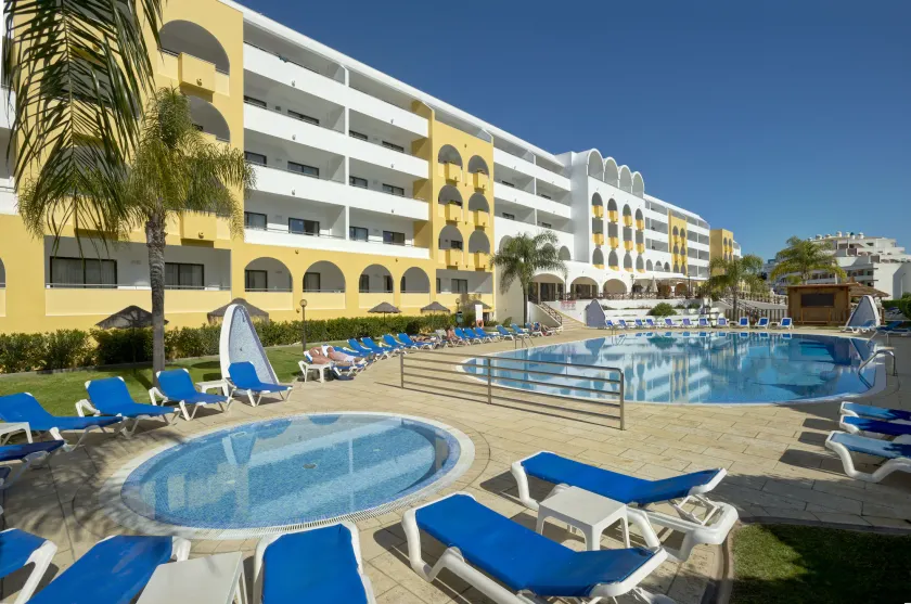 Paladim & Alagoamar Hotels - Image 1