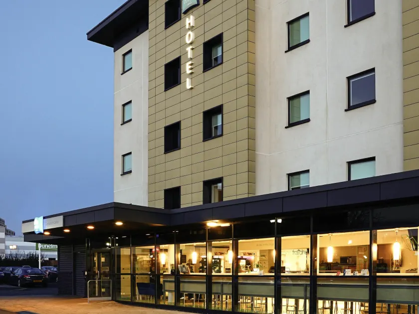 ibis budget Southampton Centre - Image 1