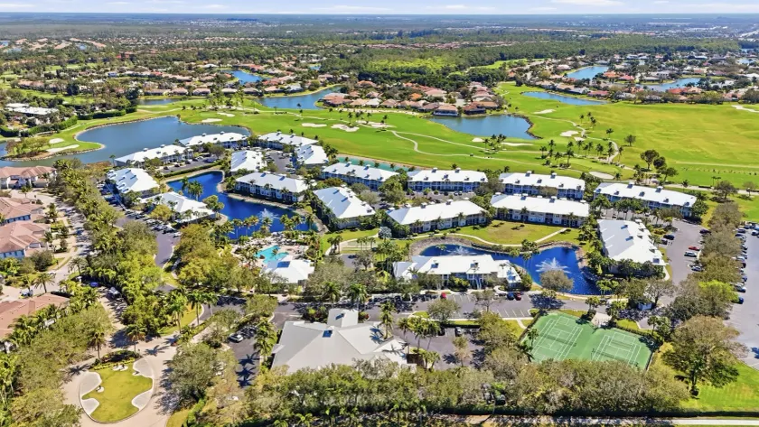 GreenLinks Golf Villas at Lely Resort - Image 1