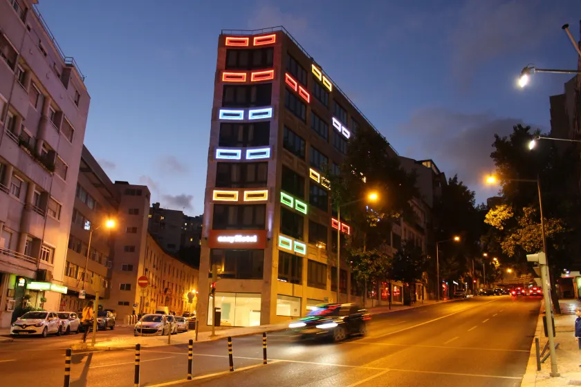 easyHotel Lisbon - Image 1