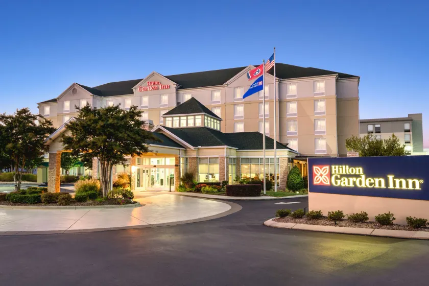 Hilton Garden Inn Chattanooga/Hamilton Place - Image 1