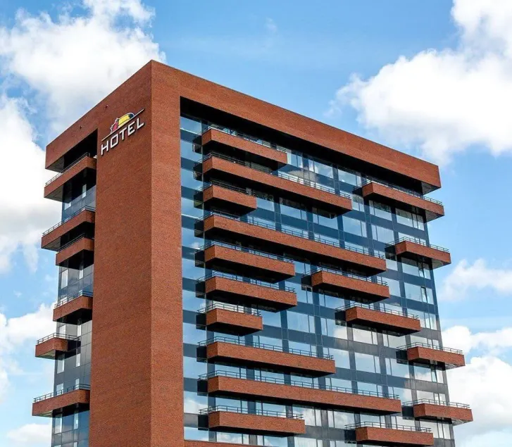 Van der Valk Hotel Enschede - Image 1