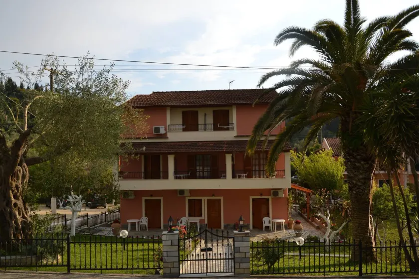 Anna Apartments - Image 1