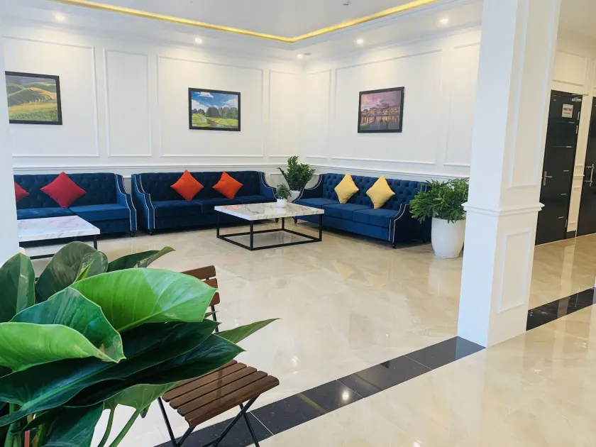 Paragon House and Residence - Image 1