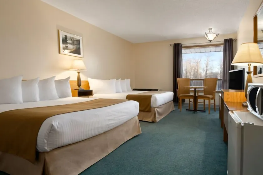 Northern Star Hotel & Convention Center - Image 1