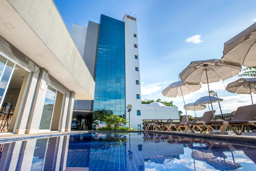 Alegro Hotel - Image 1