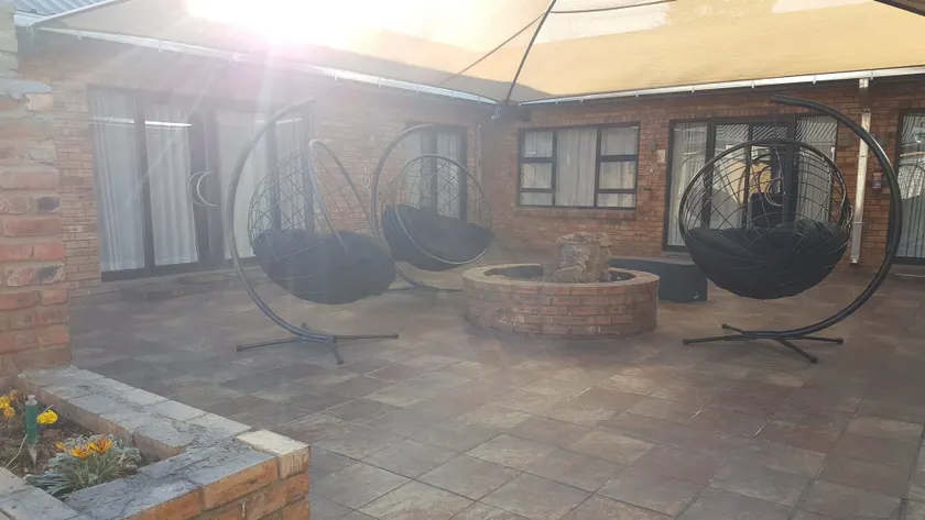The Green Olive Guesthouse - Image 1