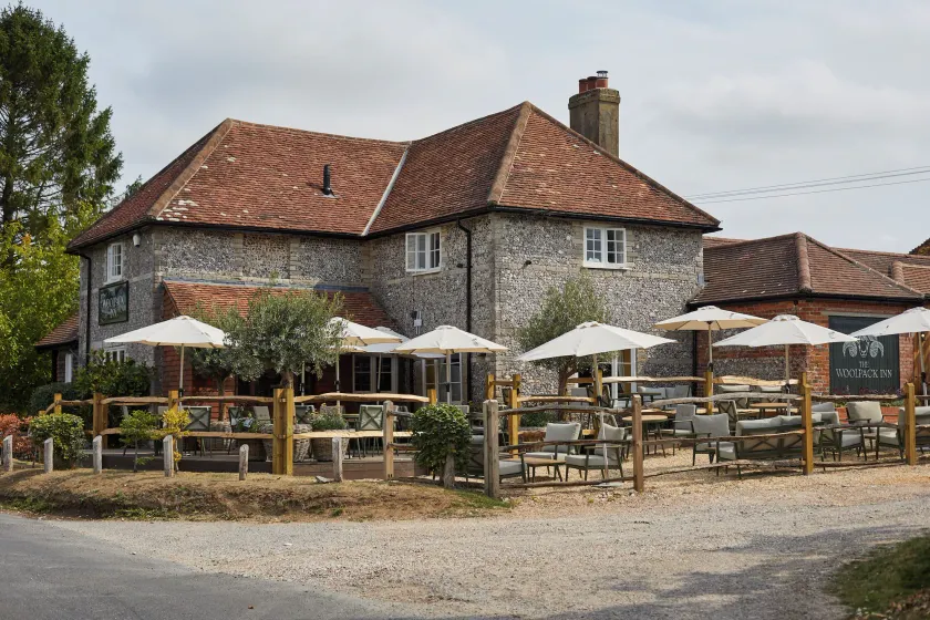 The Woolpack Inn - Image 1