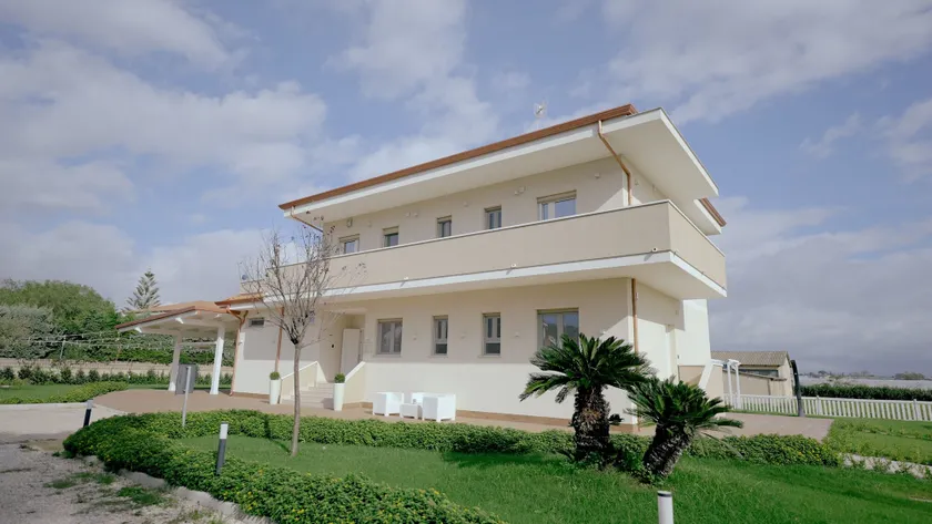 Villa Zefiro - Suites & Events - Image 1