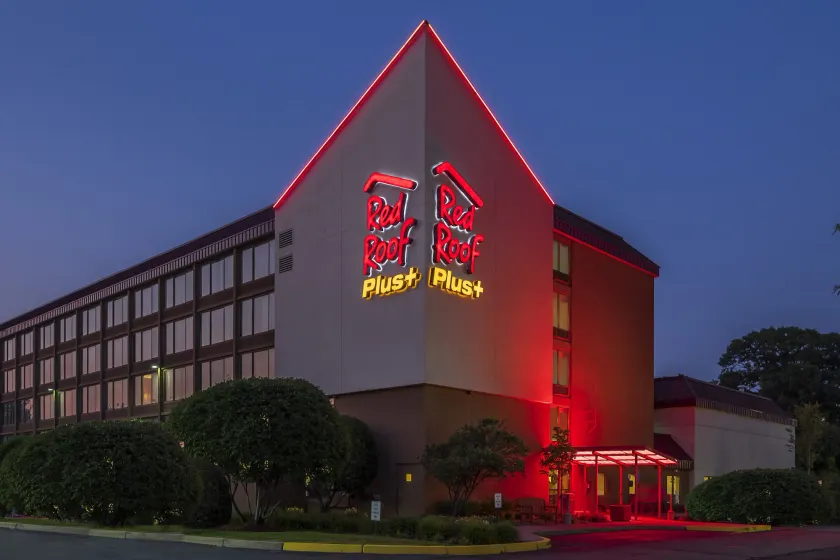 Red Roof Inn PLUS+ Boston - Woburn/ Burlington - Image 1