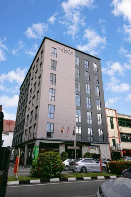 Meritin Hotel - Image 1